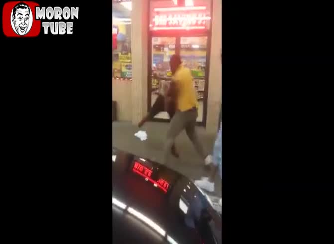 Video :Even after being knocked out for a considerable amount of time, he keeps hitting his opponent